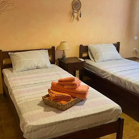 Cozy Kalydna House * Миртеа